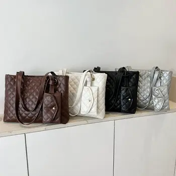 Чанти-тоут голям капацитет, Модни Ватирани чанти с памучна подплата, Чанти под мишниците, Чанти за жени и момичета.