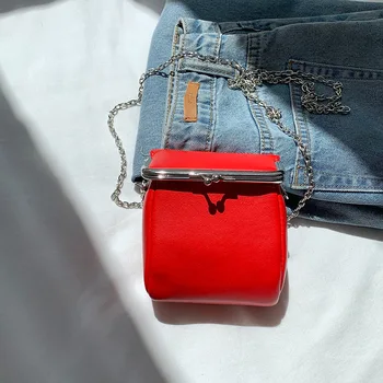 Модерна дамска чанта през рамо с цип, дизайнерски чанти на вериги, луксозна мини чанта за червило от изкуствена кожа, портмонета за монети 2023 година на издаване