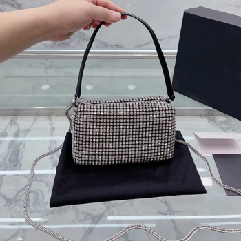 2023 Нова дамска чанта с кристали, луксозна дизайнерска чанта през рамо с диаманти, портфейл, дамска чанта-месинджър джоб с веригата, лъскава чанта